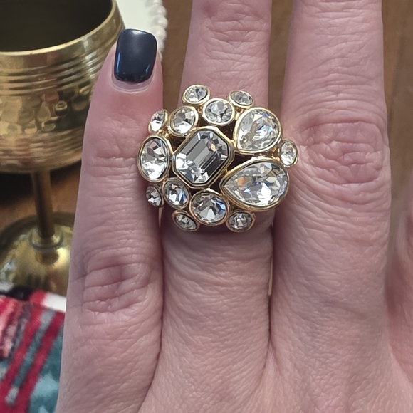 Vintage Cluster Dome Style Ring With Old Mine Style Faceted Stones - Picture 4 of 16